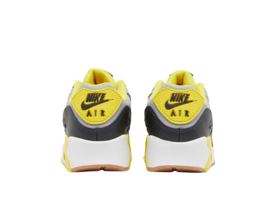 Nike-Air Go the extra Smile
