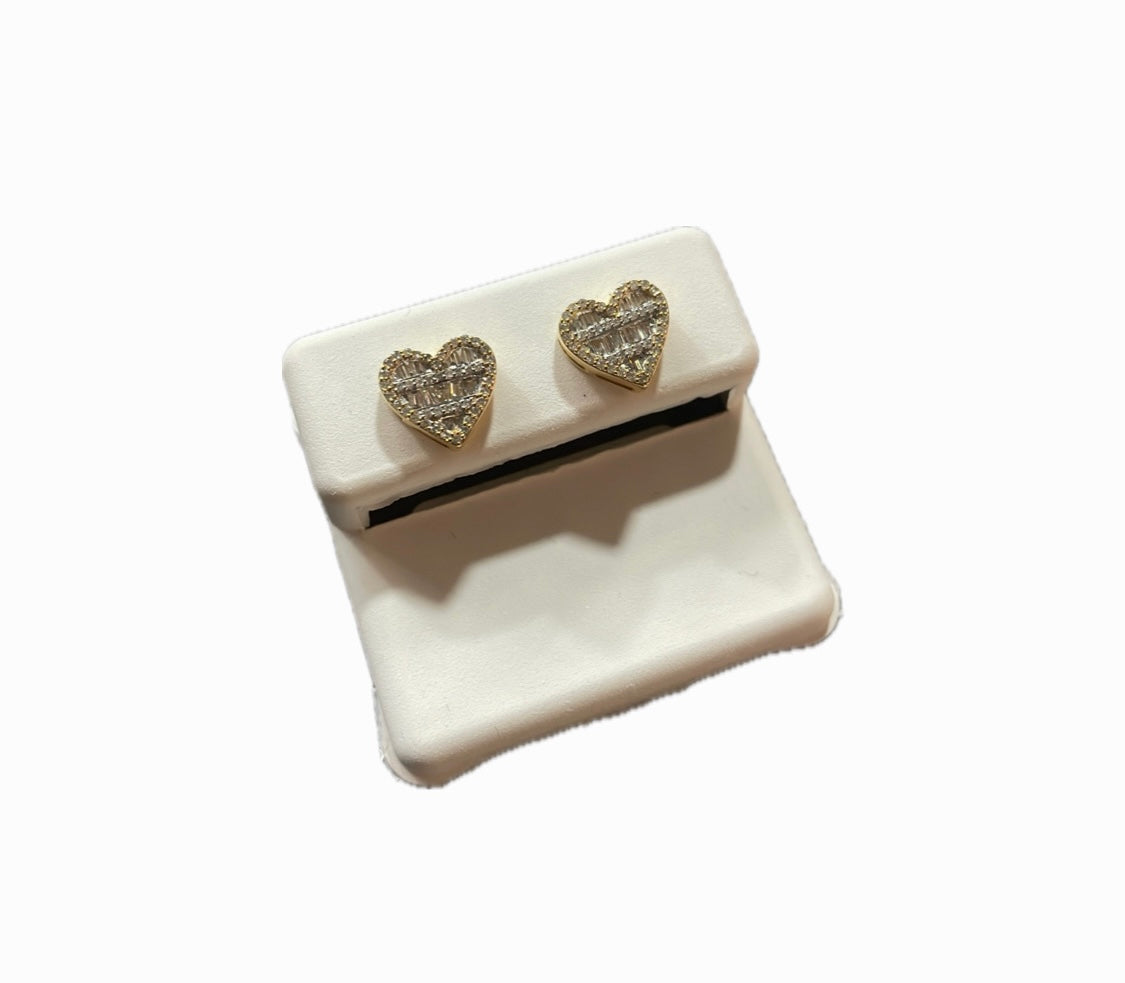 Aretes Corazón - Oro 10k Diamantes Naturales-2.2 g