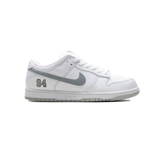 Nike x Supreme- Tenis SB Dunk Low