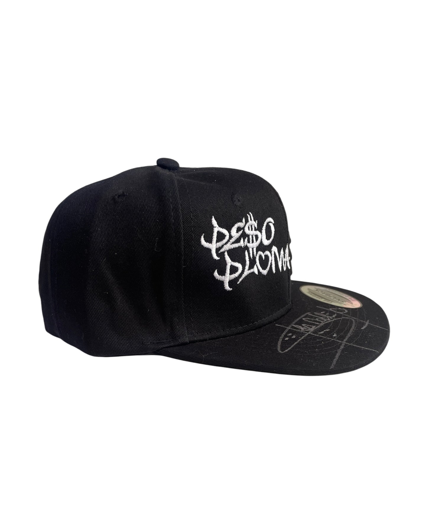 Gorra Firmada Por Peso Pluma - Full Negra Con Logo De Oso