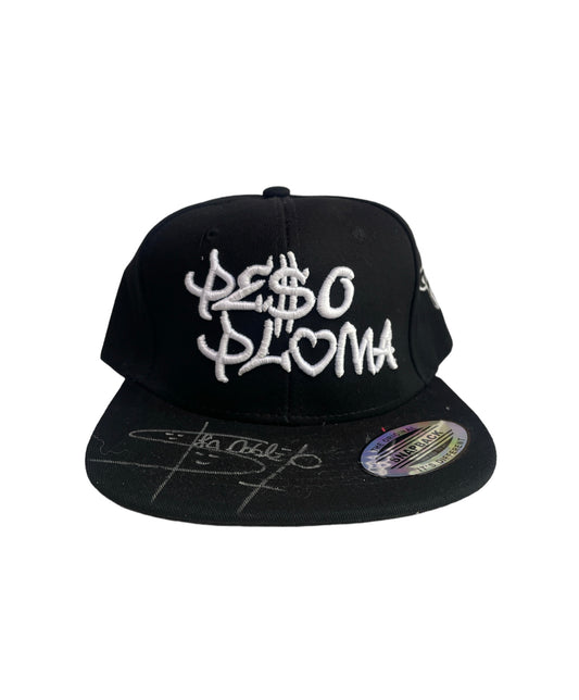 Gorra Firmada Por Peso Pluma - Full Negra Con Logo