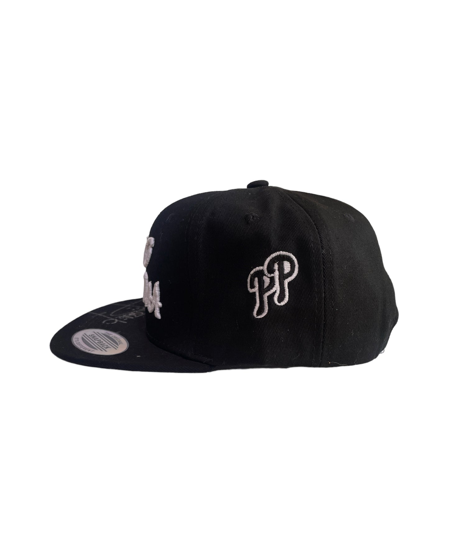 Gorra Firmada Por Peso Pluma - Full Negra Con Logo
